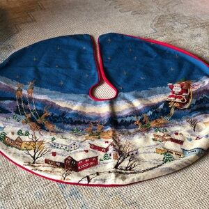 Needlepoint Christmas Tree Skirt